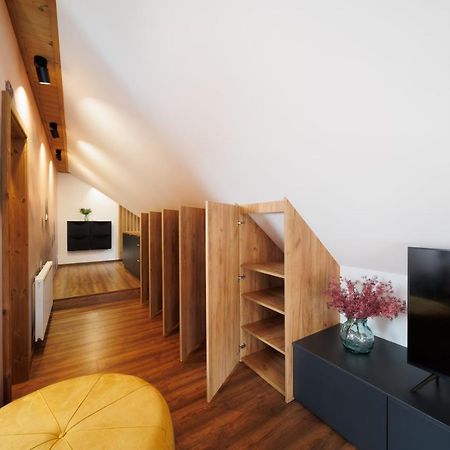 Cozy Mountain Attic Apartment In High Tatras Vel'ka Lomnica Eksteriør bilde