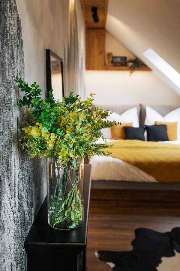 Cozy Mountain Attic Apartment In High Tatras Vel'ka Lomnica Eksteriør bilde